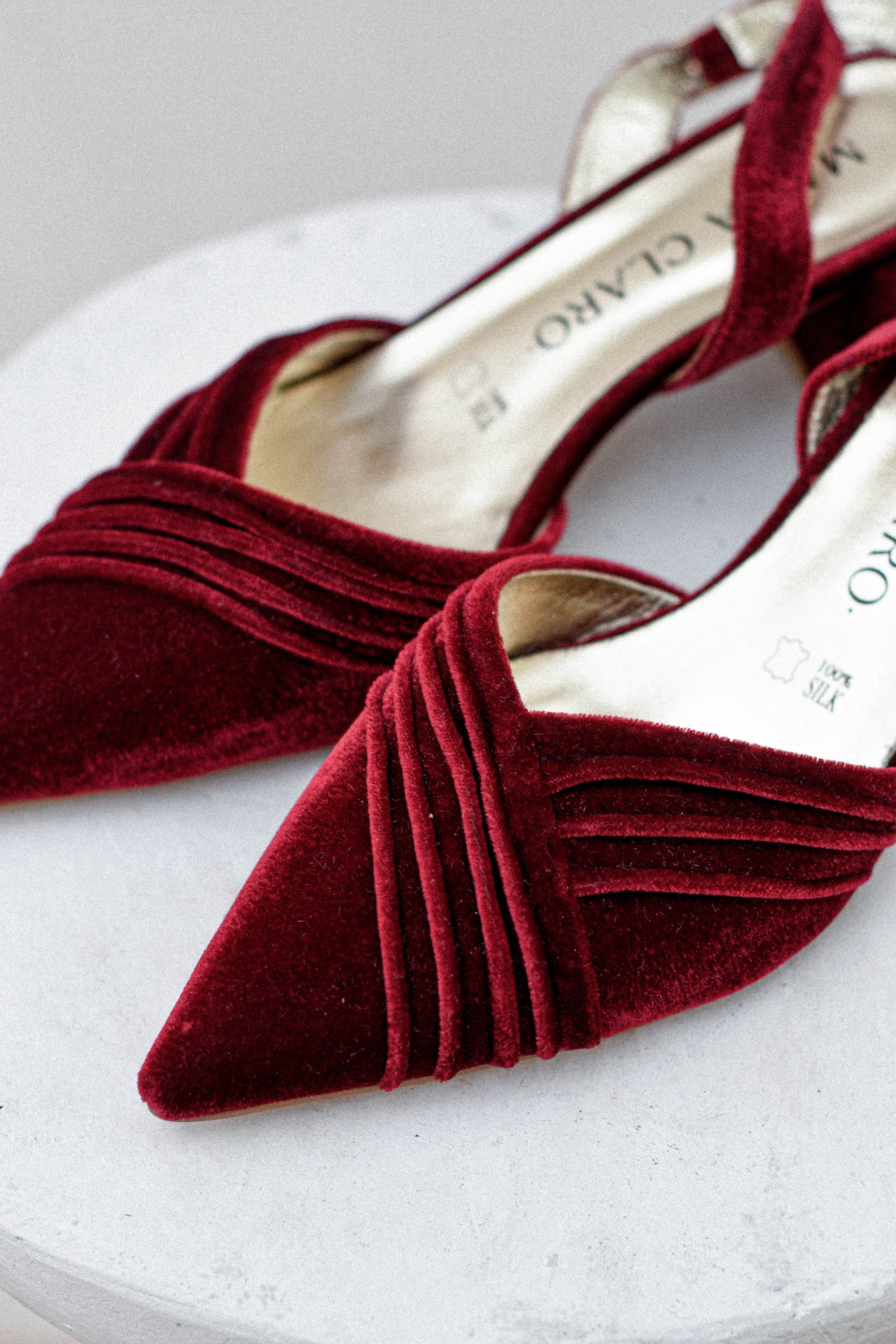 Zapato Clara Burdeo