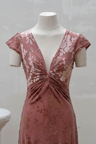 Vestido Sara Rosa Antiguo