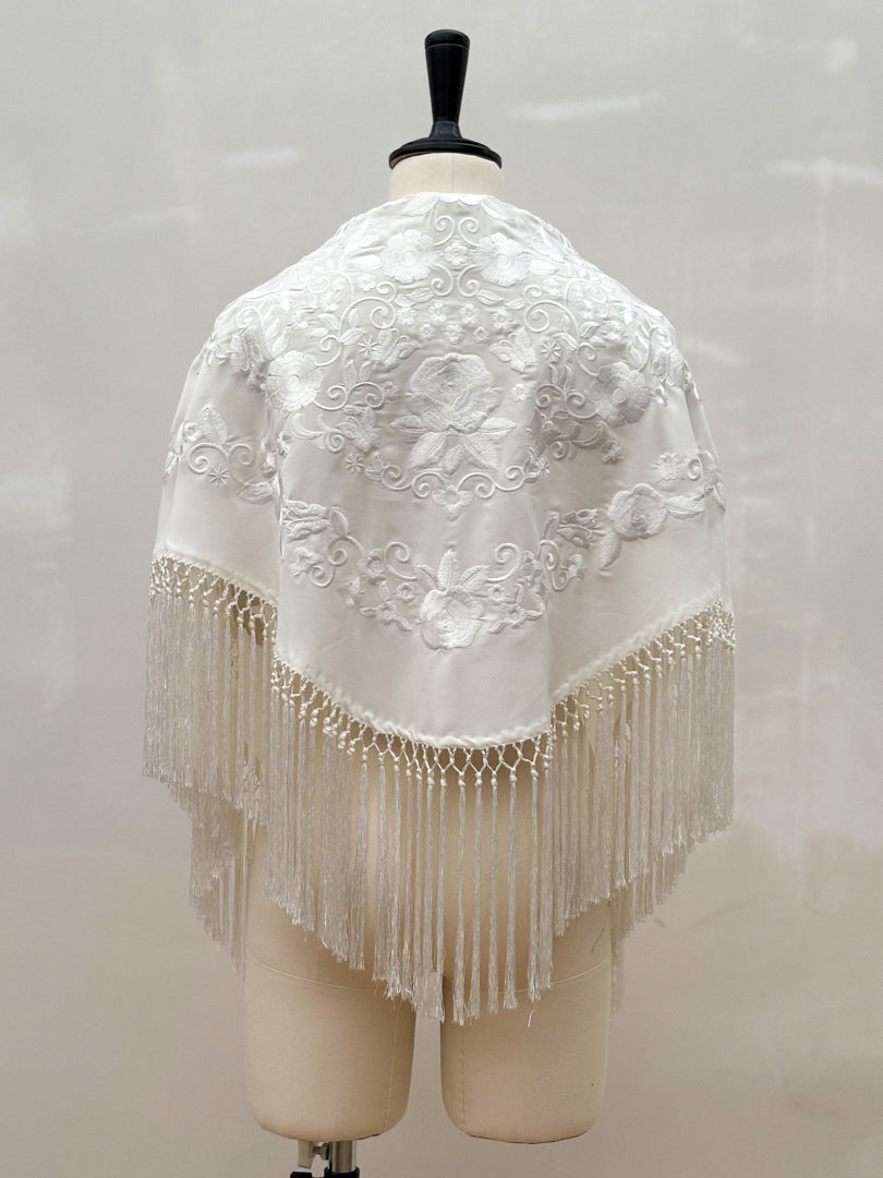 Mantón Sevillano Celeste Blanco