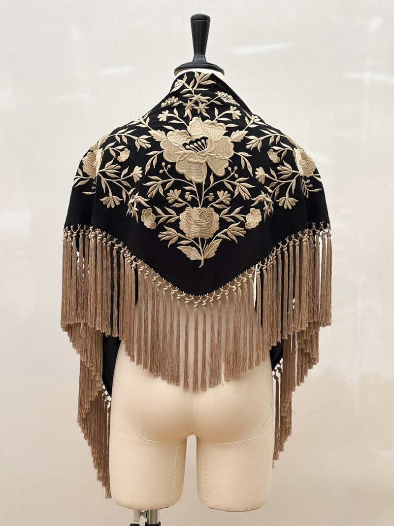 Mantón Sevillano Negro Dorado